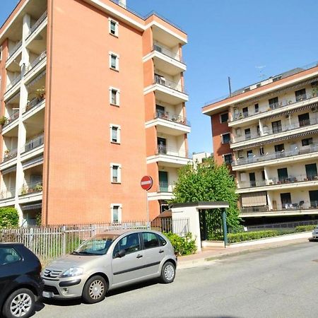 Charming Flat In Vercelli - 50 Sqm - Cosy Balcony. Apartamento Exterior foto